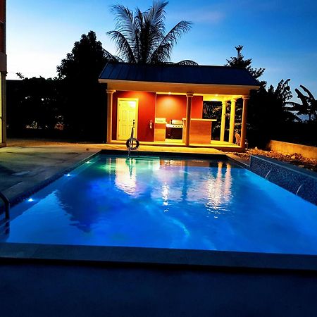 Casa De Bells 2 Apartment George Town Luaran gambar